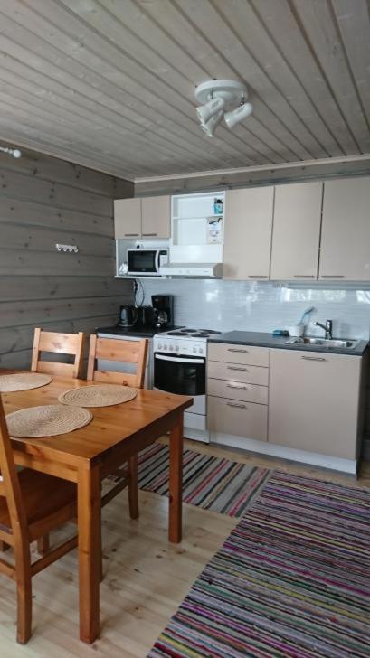 Kuus-Hukkala Hotell Harkala  Rom bilde